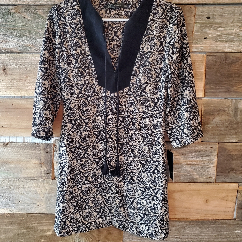 Zara Black & Tan Dress 👗
